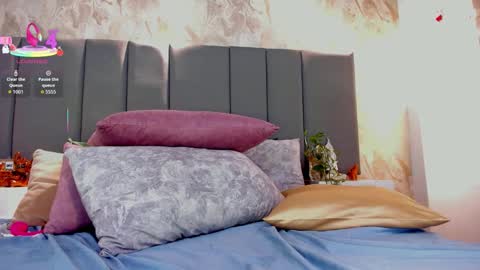 juli online show from October 9, 4:18 am