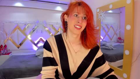 Juliana online show from December 7, 12:07 pm