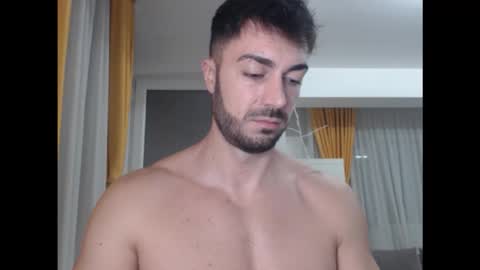 JulianRoyce online show from November 11, 5:15 pm