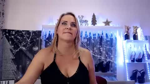 Julia online show from January 6, 8:18 pm