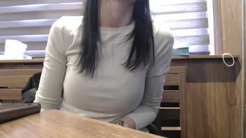 Andreea online show from March 2, 6:58 am