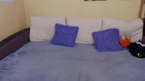 Jul online show from October 9, 5:07 pm