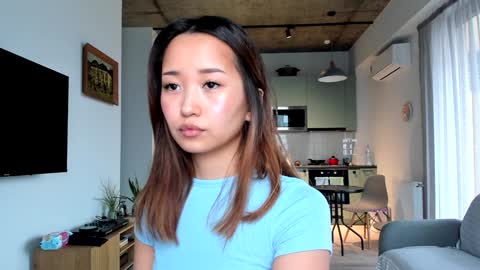 julia online show from January 7, 7:10 am