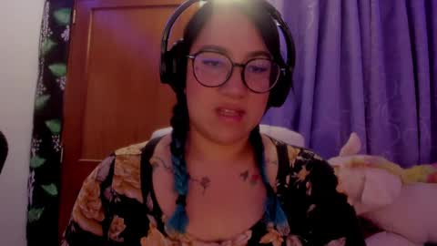 Juliana online show from February 20, 5:09 pm