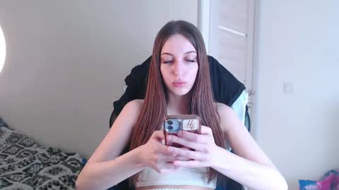 juliebeshears online show from February 28, 11:03 am