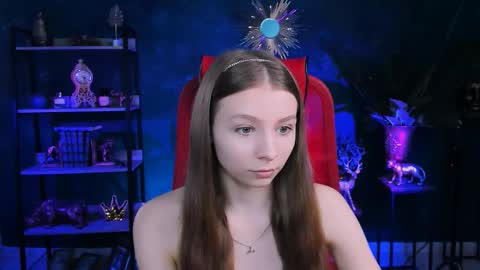 Snapshot of juliedaniel chatting on October 6, 8:21 am juliedaniel online show from October 6, 8:21 am