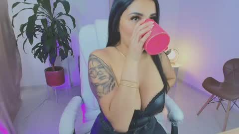 Julieta92  online show from April 11, 10:03 pm