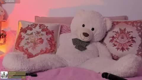 Snapshot of julieta_cooper20 chatting on September 28, 4:54 am Juli online show from September 28, 4:54 am