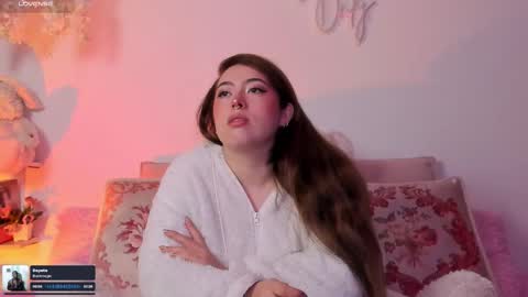 Snapshot of julieta_cooper20 chatting on September 17, 3:32 am Juli online show from September 17, 3:32 am