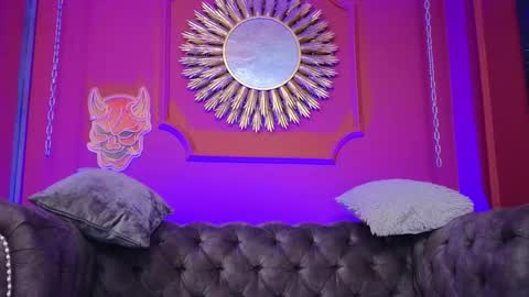  Julieta  online show from January 9, 11:16 am