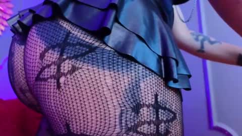  Julieta  online show from February 25, 5:40 pm