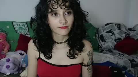 Snapshot of julietajaguar chatting on December 23, 3:11 pm Julieta Jaguar online show from December 23, 3:11 pm