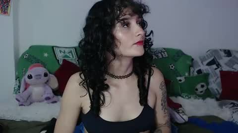 Snapshot of julietajaguar chatting on December 28, 3:26 pm Julieta Jaguar online show from December 28, 3:26 pm