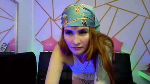 JULIANA online show from February 18, 8:30 pm