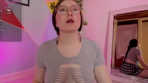 Snapshot of julietha_bianco_ chatting on September 25, 2:57 pm Julietha online show from September 25, 2:57 pm