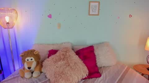 Snapshot of julietha_bianco_ chatting on February 11, 1:41 am Julietha online show from February 11, 1:41 am