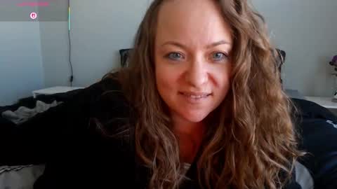 Juli Monroe online show from January 5, 9:18 pm