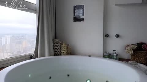 Jully Lov  online show from December 4, 9:23 am