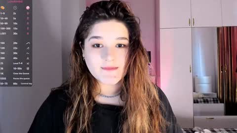 Snapshot of july_slowdive chatting on February 2, 11:29 am Julie online show from February 2, 11:29 am