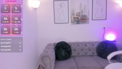 July Adams online show from September 21, 12:09 pm