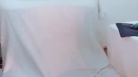 Jun online show from March 5, 9:46 pm