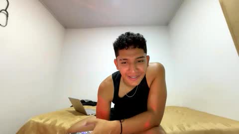 junior_osorio_2 online show from January 17, 4:22 am