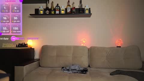 Snapshot of just_hairy_man chatting on February 1, 6:21 am Kurt online show from February 1, 6:21 am