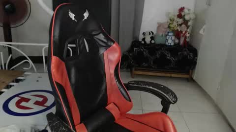 Jade online show from January 18, 4:16 pm