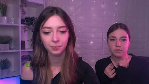 Snapshot of justcamila_ chatting on October 2, 11:53 am justcamila online show from October 2, 11:53 am
