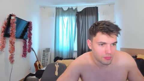 Snapshot of justin_badd chatting on October 4, 12:36 pm justin_badd online show from October 4, 12:36 pm
