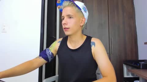 justin_biker online show from November 6, 10:46 pm