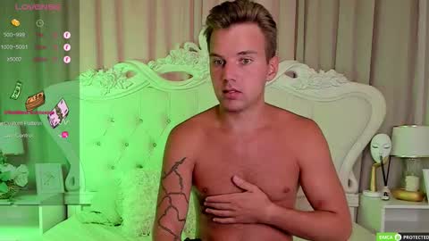 Arthur online show from November 28, 8:43 am