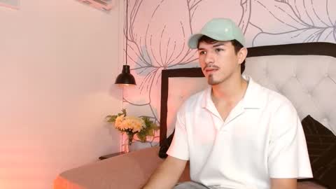 Snapshot of justin_spencer chatting on September 28, 2:20 am Justin online show from September 28, 2:20 am