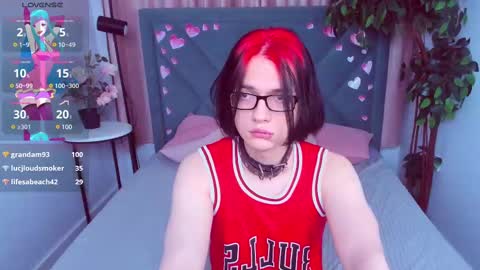 Snapshot of justin_twinkboy chatting on February 17, 2:20 am JUSTIN online show from February 17, 2:20 am
