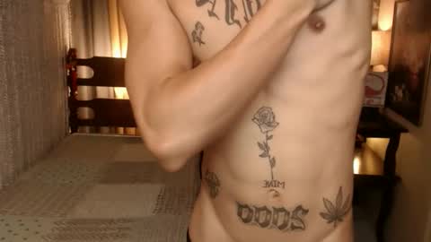 justine_hunk online show from February 21, 1:36 pm