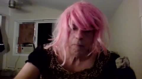 Snapshot of justinefox chatting on September 21, 12:47 am justinefox online show from September 21, 12:47 am