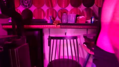 justinmoore1987 online show from December 18, 8:42 am