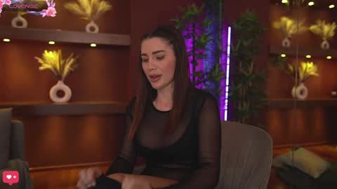 Snapshot of justinnejade chatting on March 10, 8:28 am Justy online show from March 10, 8:28 am