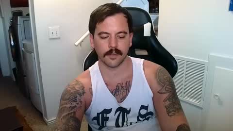 Snapshot of justintym69 chatting on February 6, 8:45 pm justintym69 online show from February 6, 8:45 pm