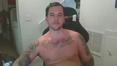 Snapshot of justintym69 chatting on October 18, 9:30 pm justintym69 online show from October 18, 9:30 pm