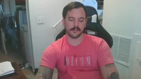 Snapshot of justintym69 chatting on February 26, 7:21 pm justintym69 online show from February 26, 7:21 pm