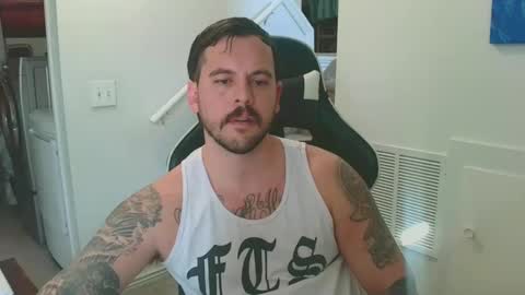 Snapshot of justintym69 chatting on February 17, 5:12 pm justintym69 online show from February 17, 5:12 pm