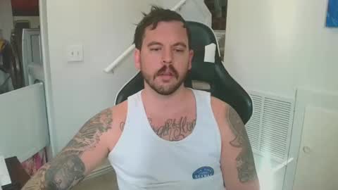 Snapshot of justintym69 chatting on February 20, 5:20 pm justintym69 online show from February 20, 5:20 pm