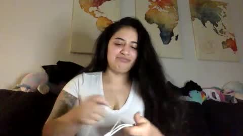 JustKat online show from January 5, 9:29 pm