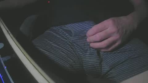 Justme39057 online show from March 1, 6:32 pm