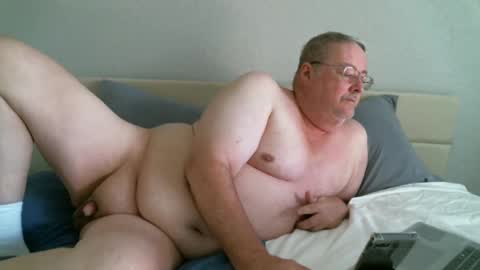 Snapshot of justmedm64 chatting on September 29, 5:23 pm justmedm64 online show from September 29, 5:23 pm