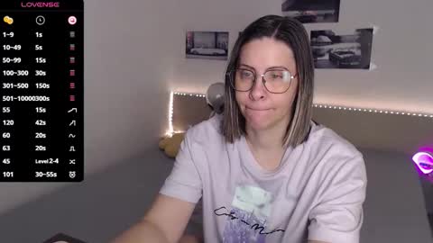 Julie online show from February 23, 4:58 am