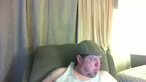 justsetfree online show from February 8, 7:48 am