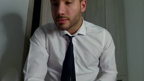 Justin online show from February 28, 2:31 am