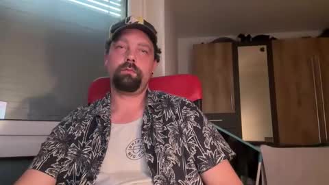 niceoregano online show from December 16, 1:17 pm